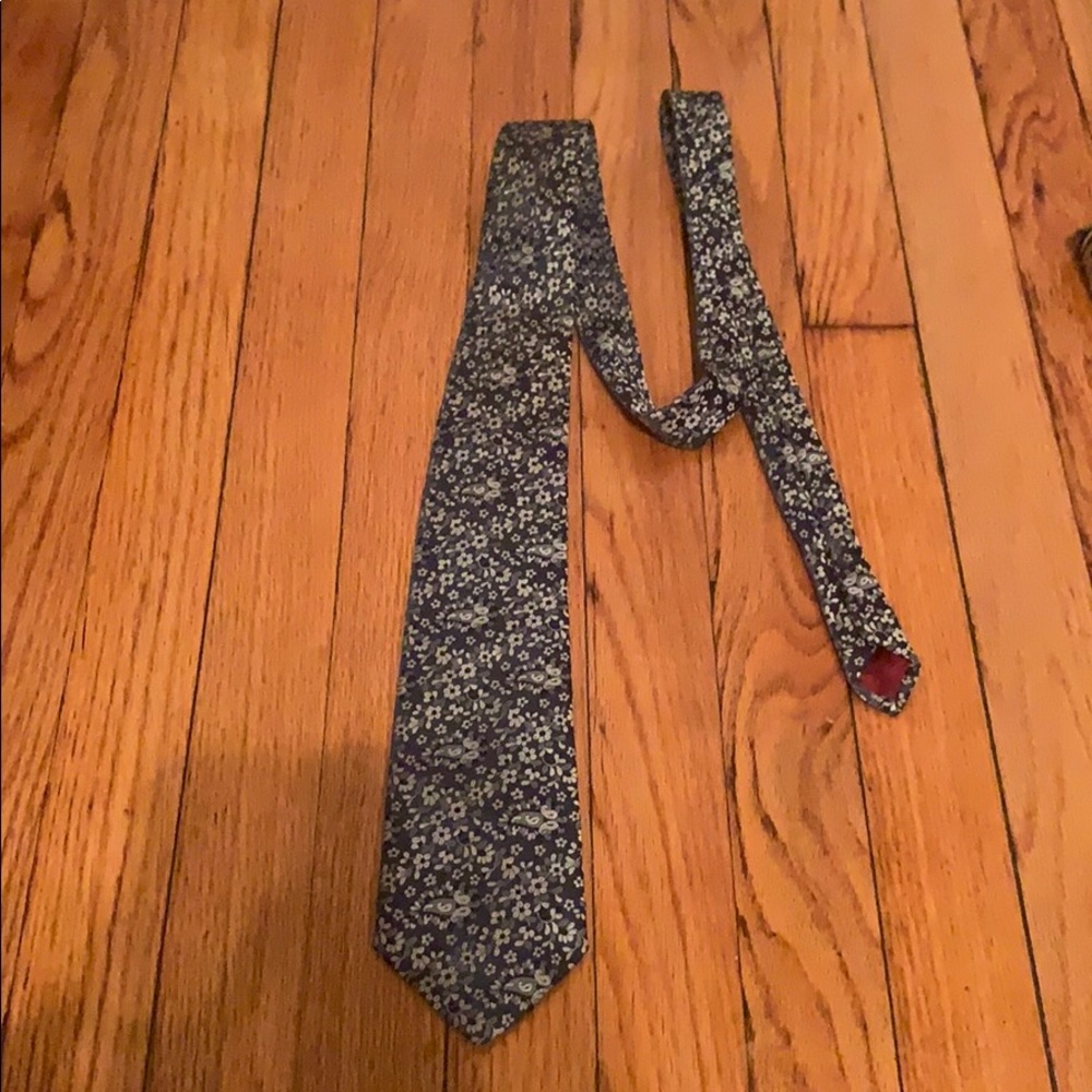 Tie